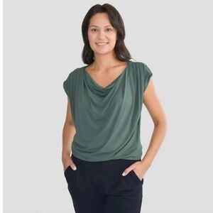Encircled The Evolve Top In Forest Green (XL)